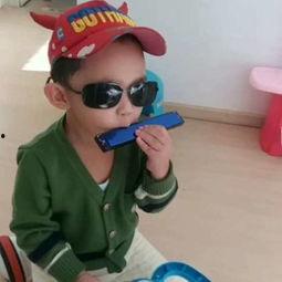 小呱唧吃瓜  第1张