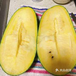 林呱呱吃蜜瓜,一场与蜜瓜的奇妙邂逅